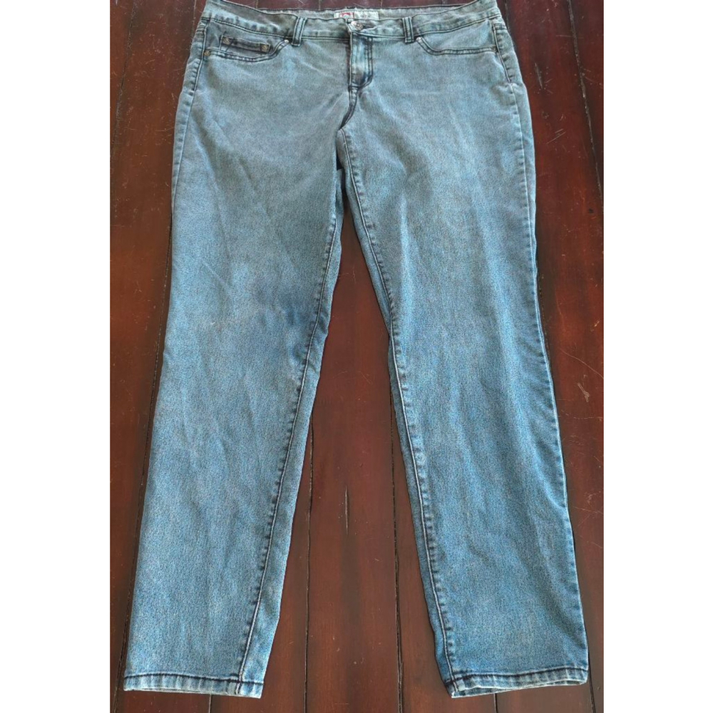 Women's Vintage Lei Plus Size Juniors 17 Teal Blue Acid Wash Stretch Jeggings - Picture 2 of 12